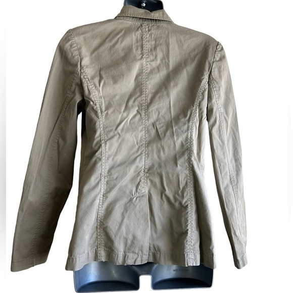 Old Navy Tan Women’s Light Weight Blazer • Used • Size: Small​ - Picture 2 of 8